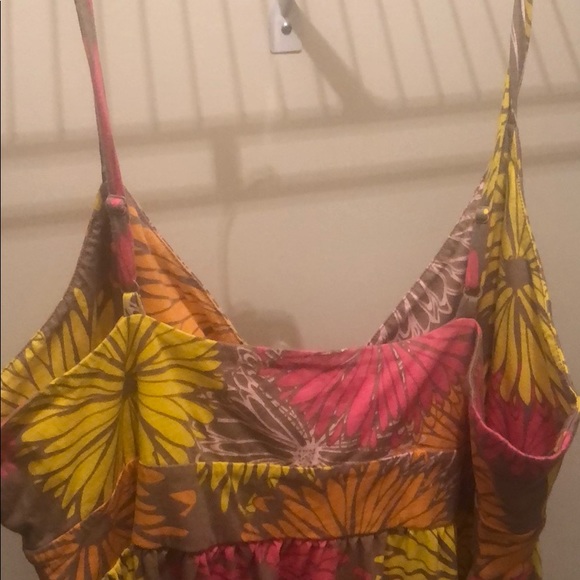 Old navy summer dress or swim cover up. Never worn - Picture 3 of 4